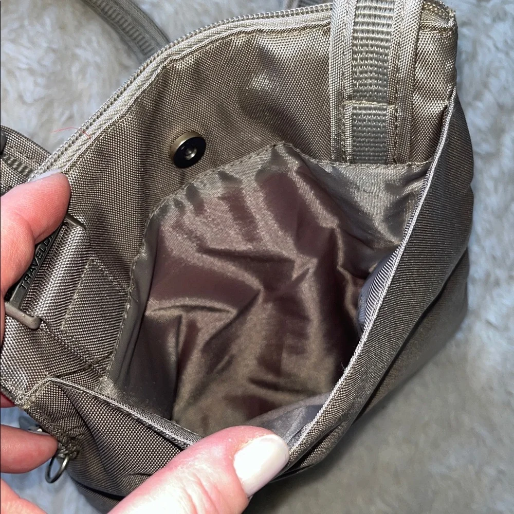 Travelon Anti-Theft Classic Slim Crossbody Taupe Grey Beige north south RFID - Picture 3 of 11
